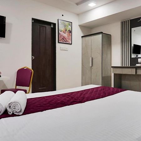 Hotel Orchard Park Пуна Экстерьер фото
