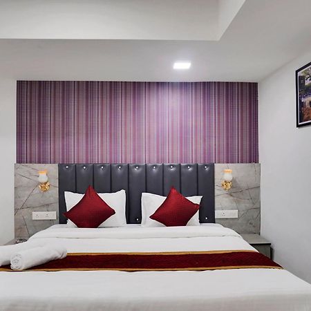 Hotel Orchard Park Пуна Экстерьер фото
