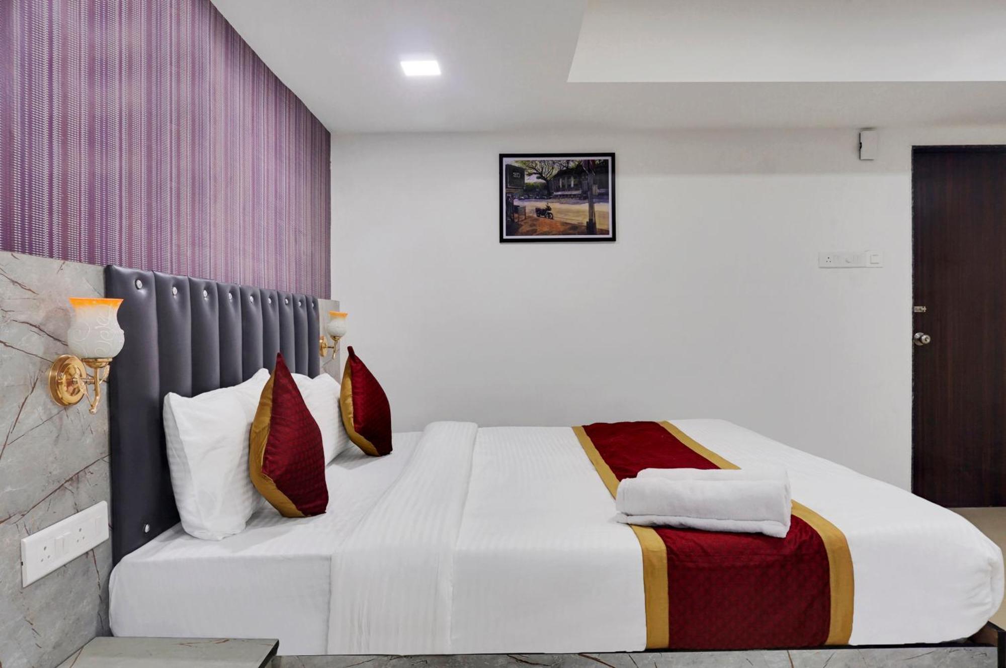 Hotel Orchard Park Пуна Экстерьер фото
